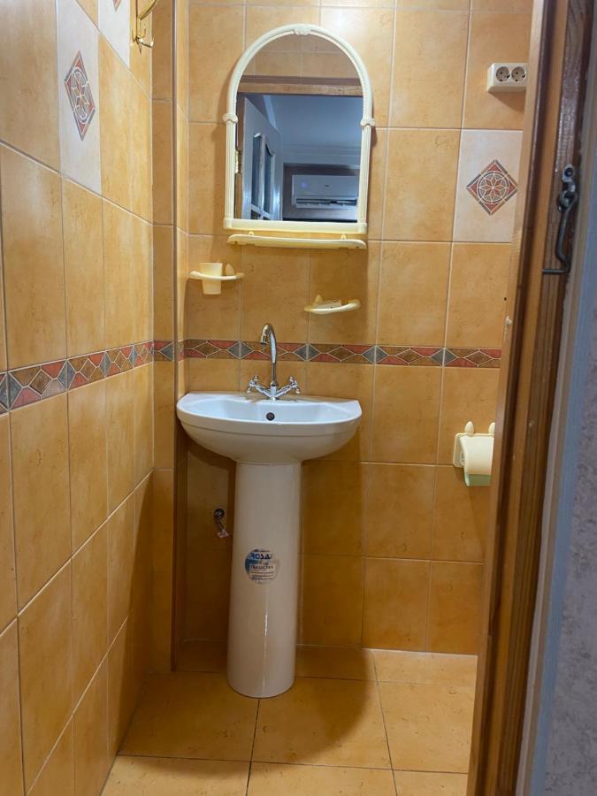 Уютный Дворик Sukhumi Eksteriør billede